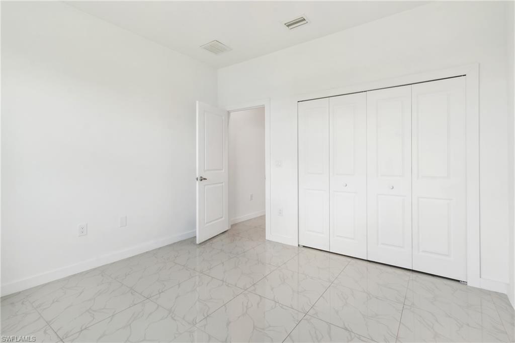 2725 Sw Embers Ter Property Photo 15