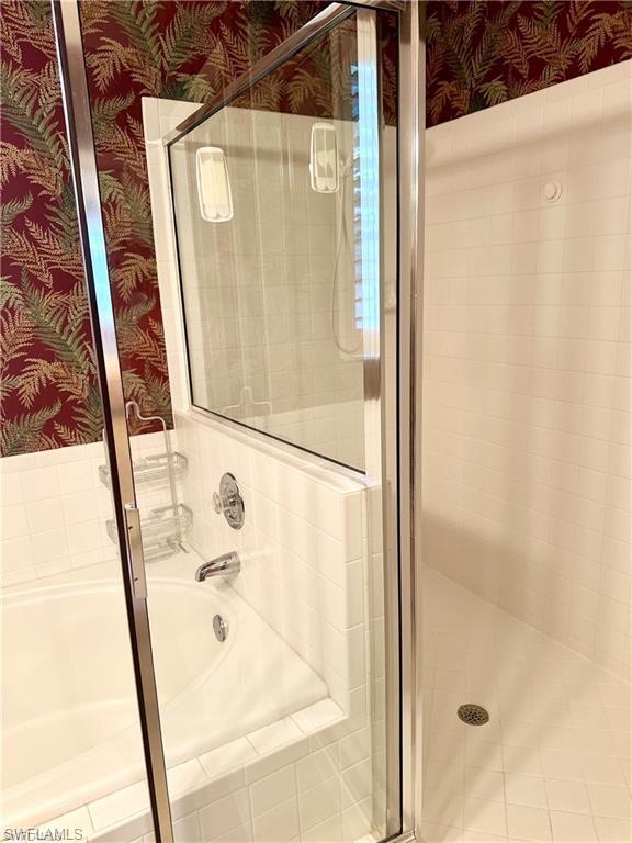 27080 Lake Harbor Ct 202 Property Photo 17