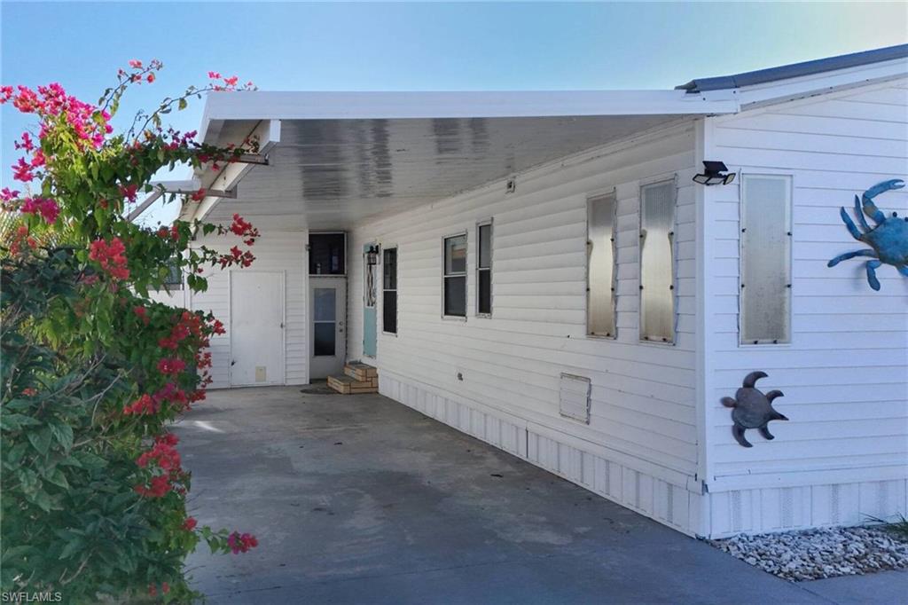 3070 Harpoon LN Property Photo 1