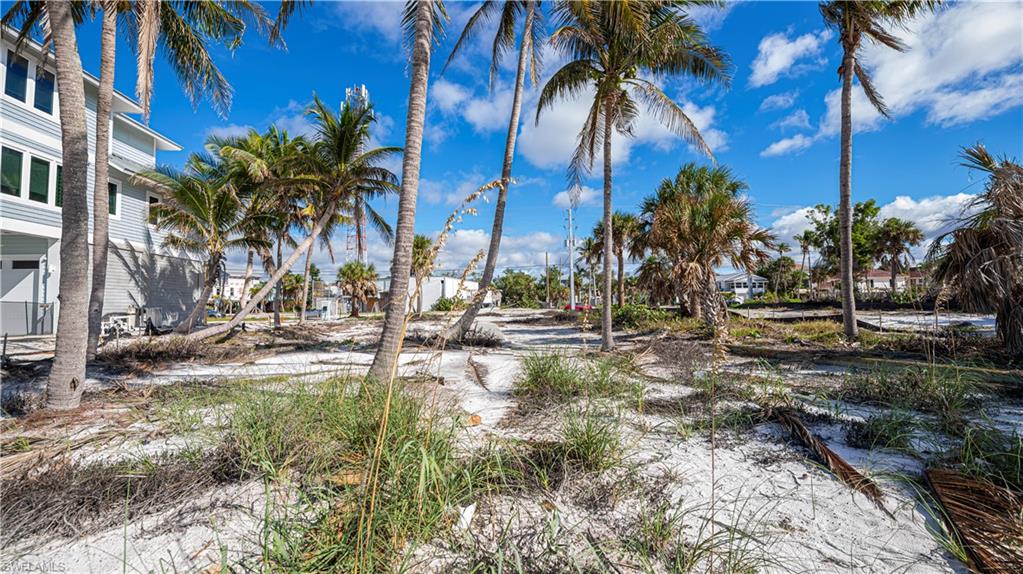 3250 Estero Blvd Property Photo 15