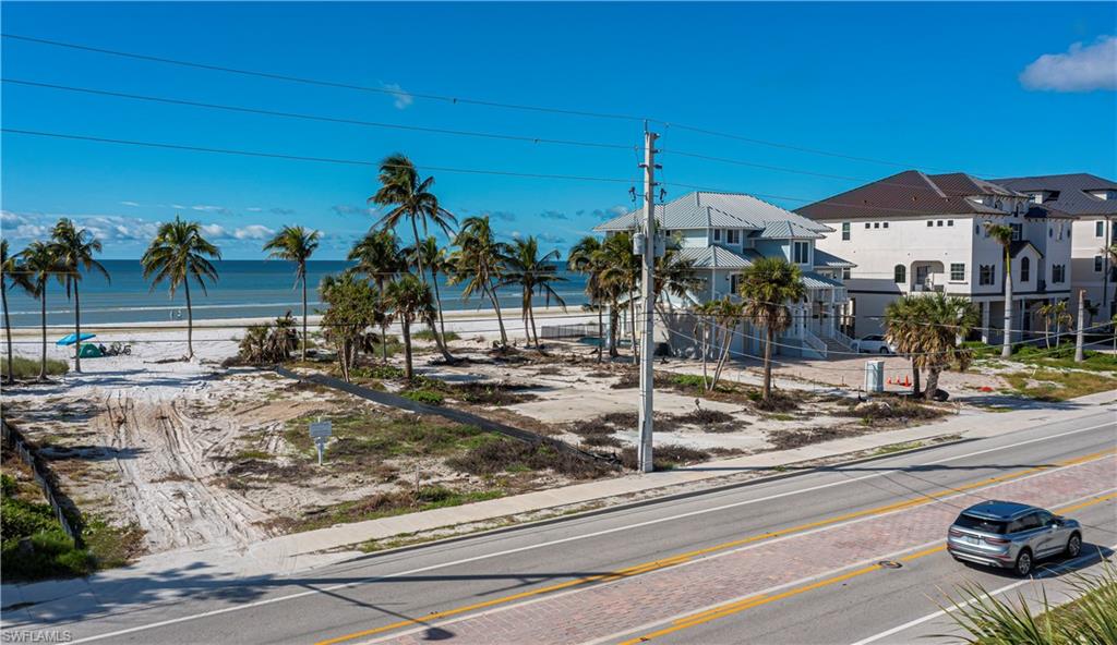 3250 Estero Blvd Property Photo 27