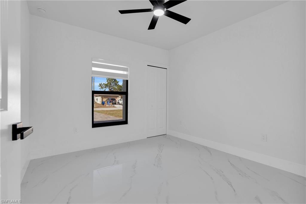 2607 41st St W Property Photo 19