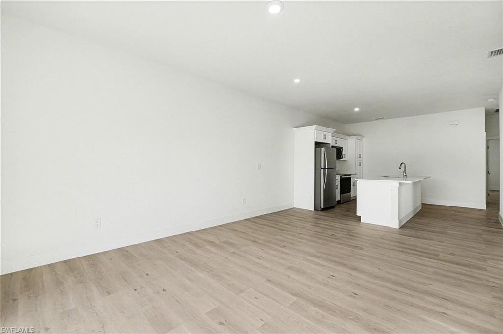 438/440 Charwood Ave S Property Photo 28