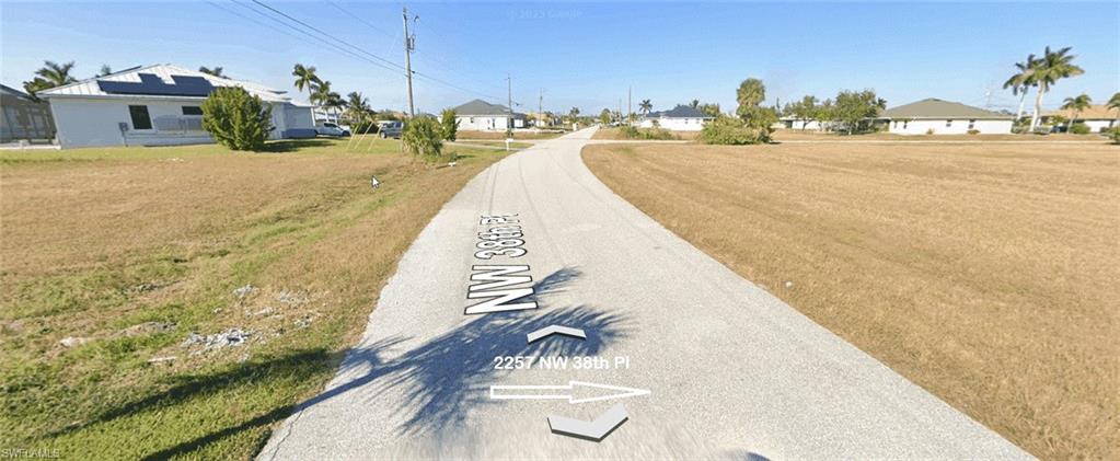 2257 Nw 38th Pl Property Photo 2