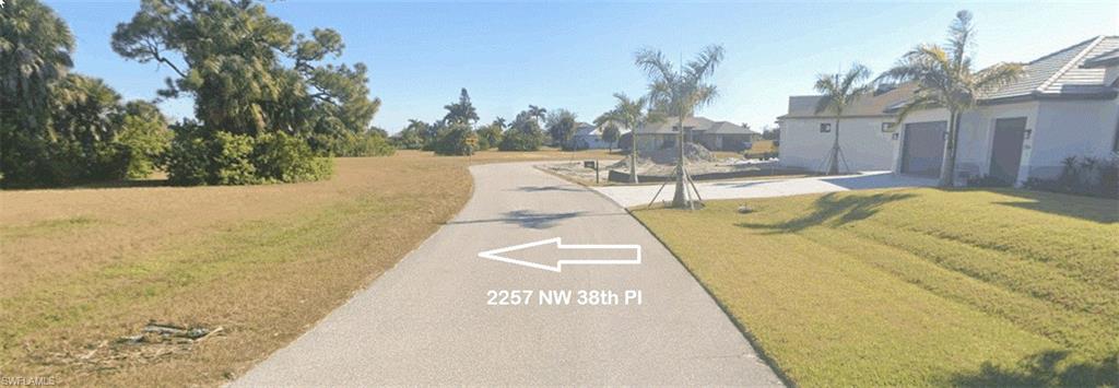 2257 Nw 38th Pl Property Photo 3