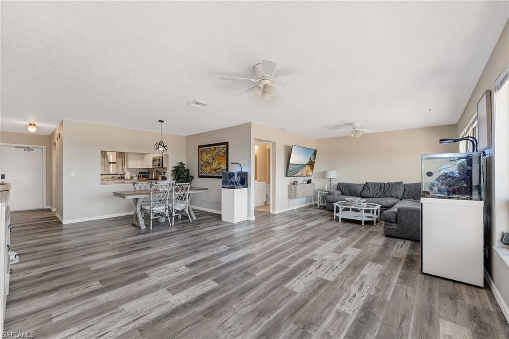 12498 Riverside Dr 205 Property Photo 19