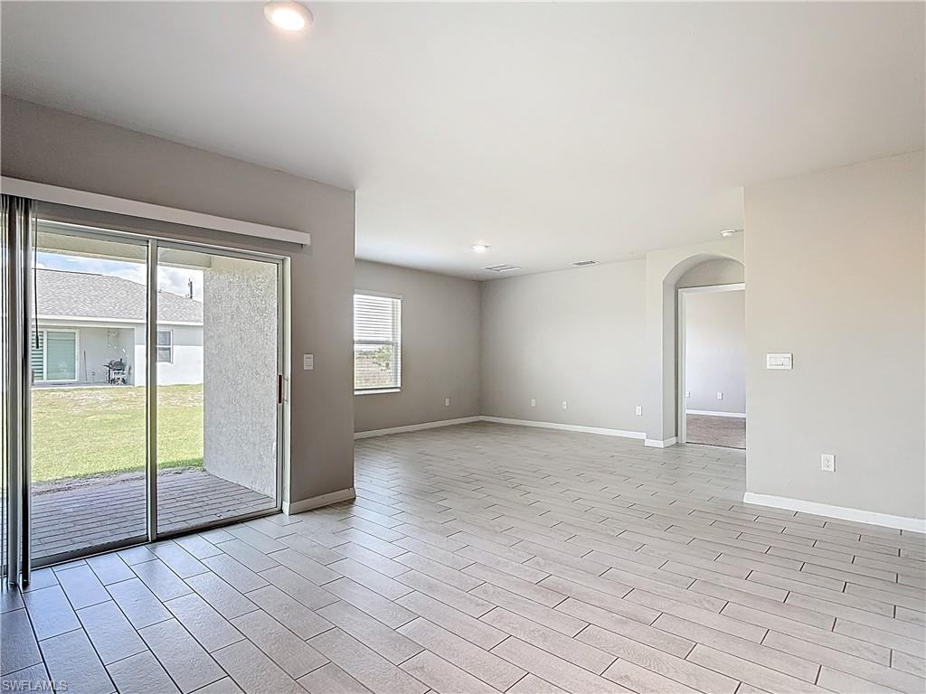 524 Glendale Ave Property Photo 16