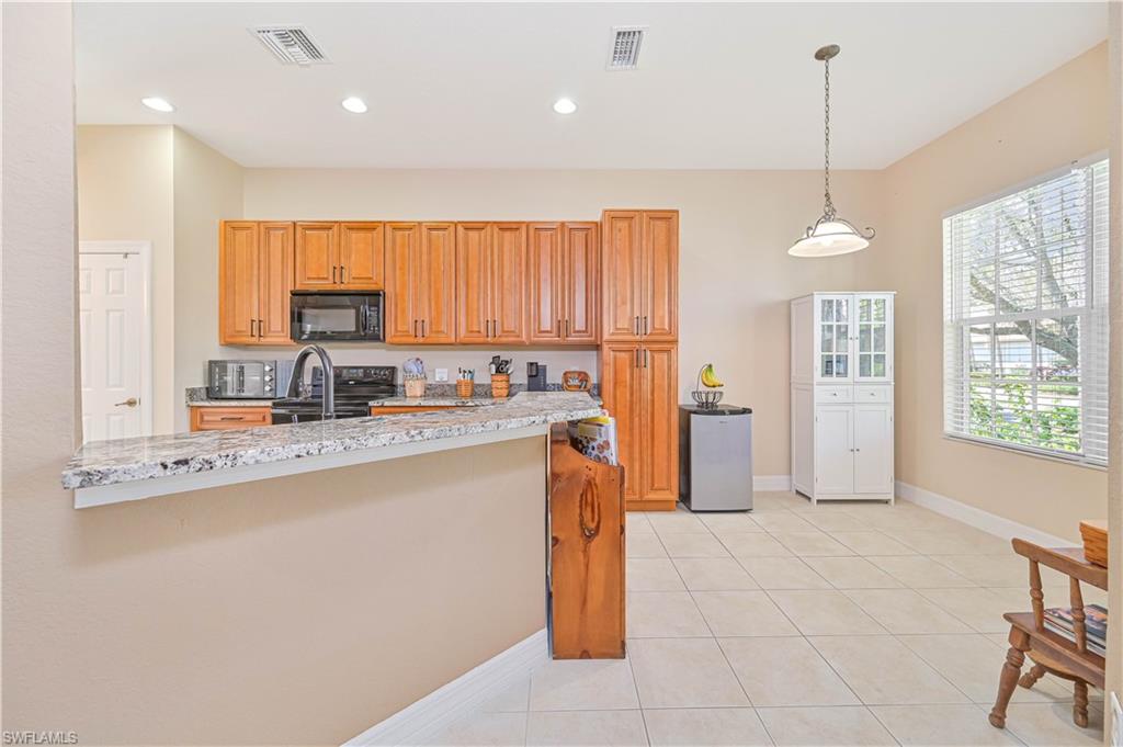 5582 Whispering Willow Way Property Photo 9