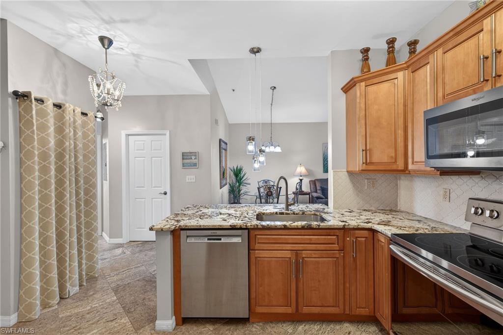 15441 Bellamar Cir 1123 Property Photo 7