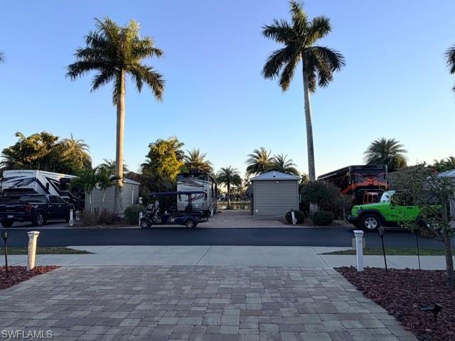 10325 Fire Flag Trl Property Photo 17