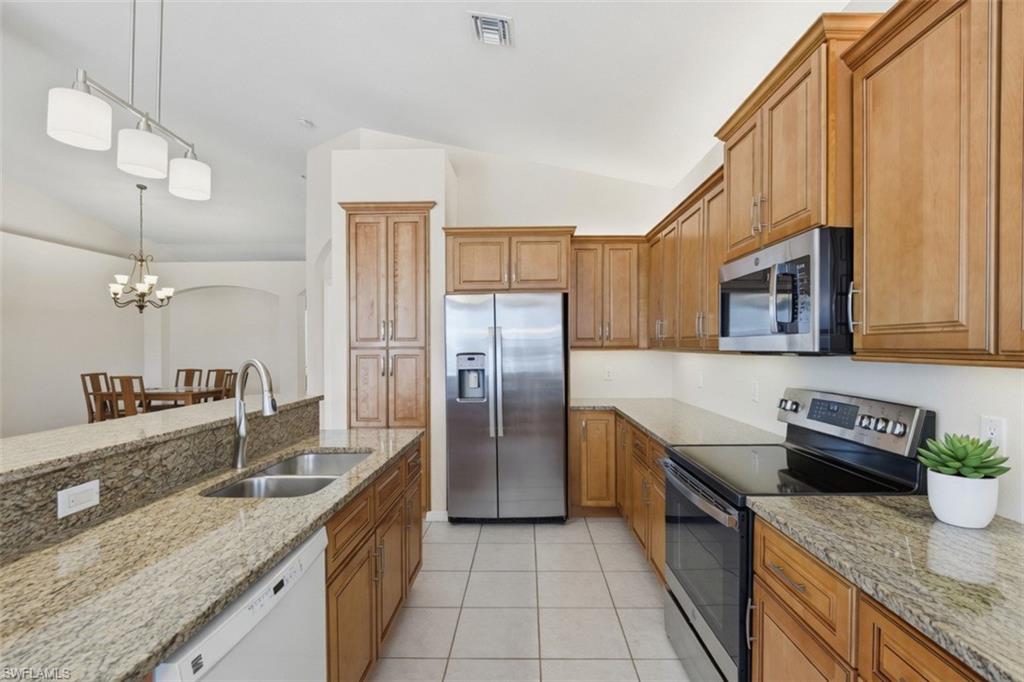 13881 Lake Mahogany Blvd 3221 Property Photo 10
