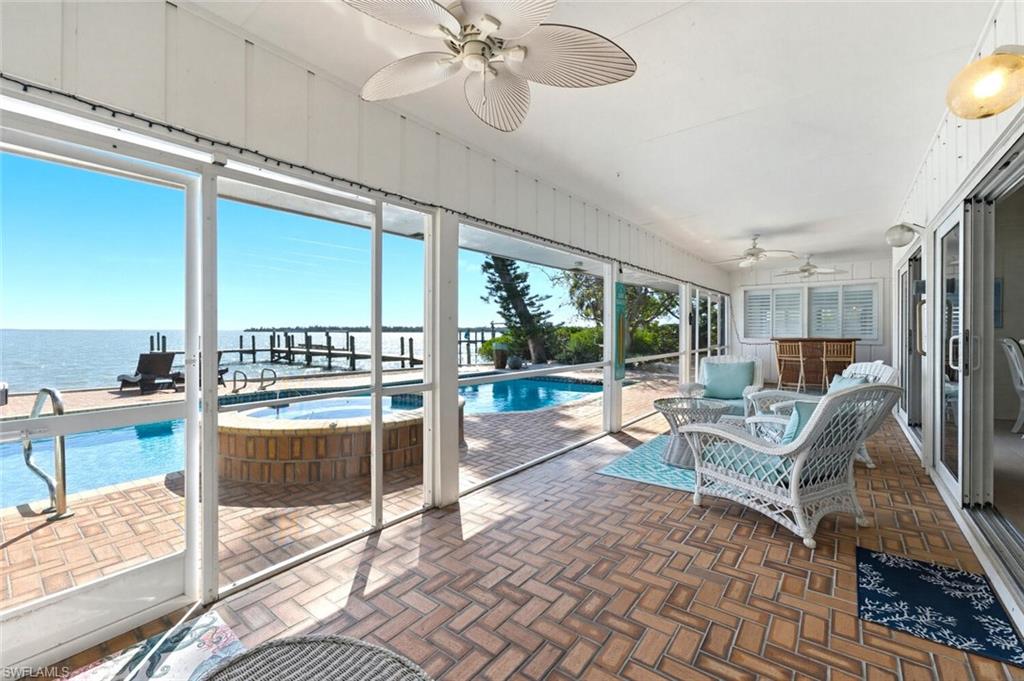 15153 Captiva Dr Property Photo 5