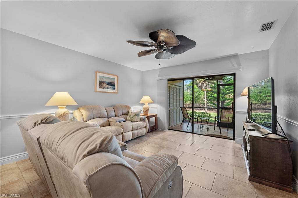 8430 Charter Club Cir 3 Property Photo 11