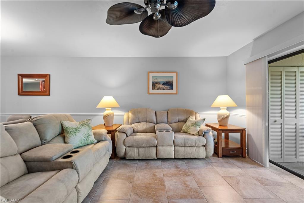 8430 Charter Club Cir 3 Property Photo 13