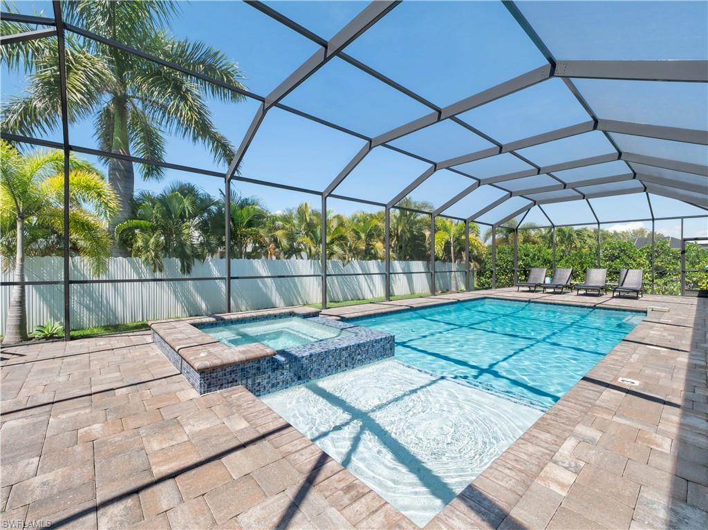 5002 Agualinda Blvd Property Photo 3