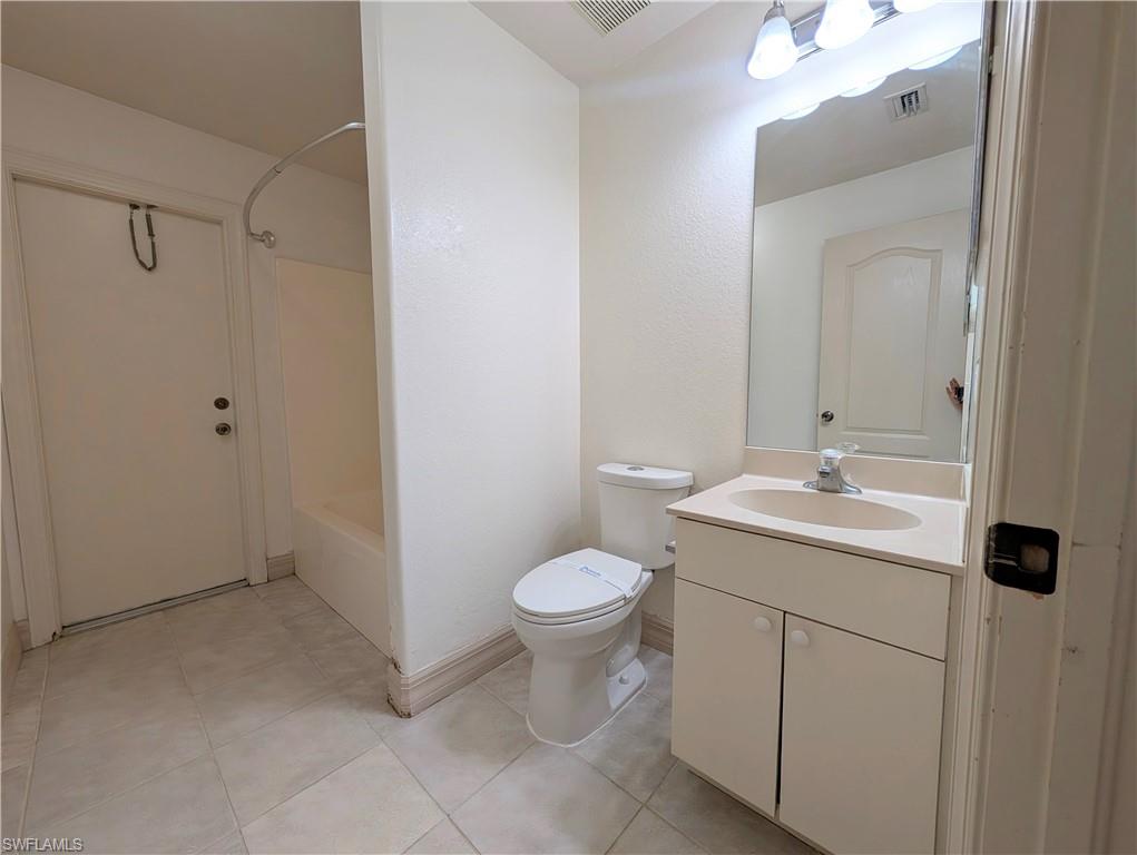 106 W 5th St Property Photo 17