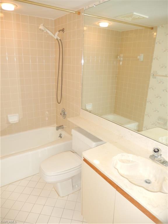 7119 Lakeridge View Ct 403 Property Photo 39