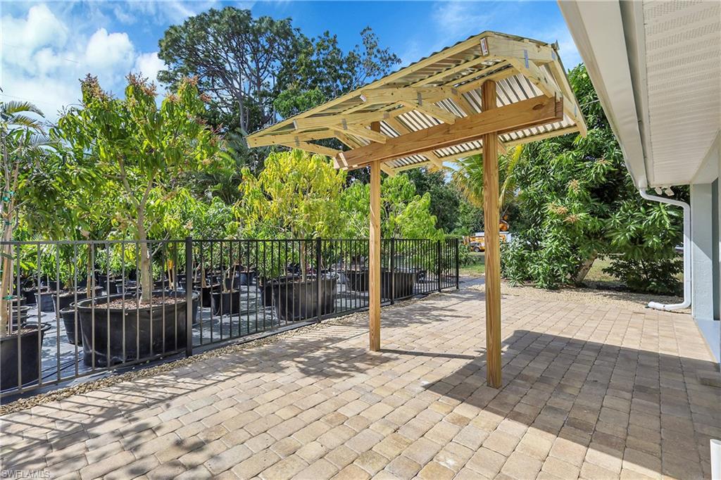 958 Indiana Ave Property Photo 19