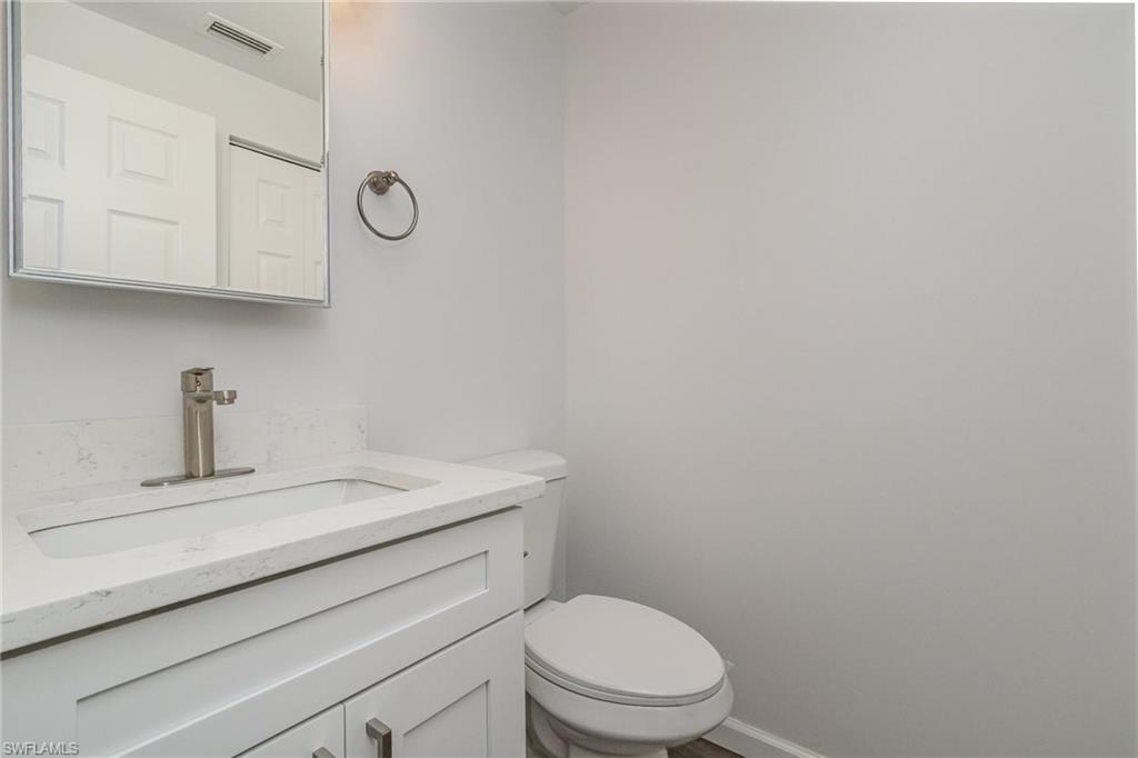 1300 Estero Blvd 205 Property Photo 14