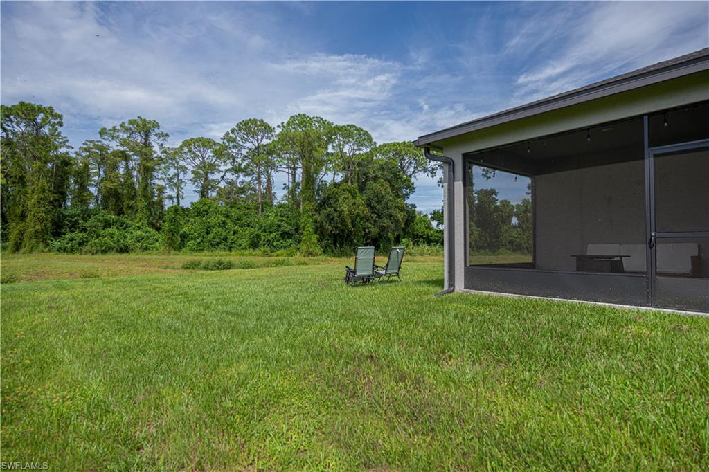 3037 Harvard Cir Property Photo 23