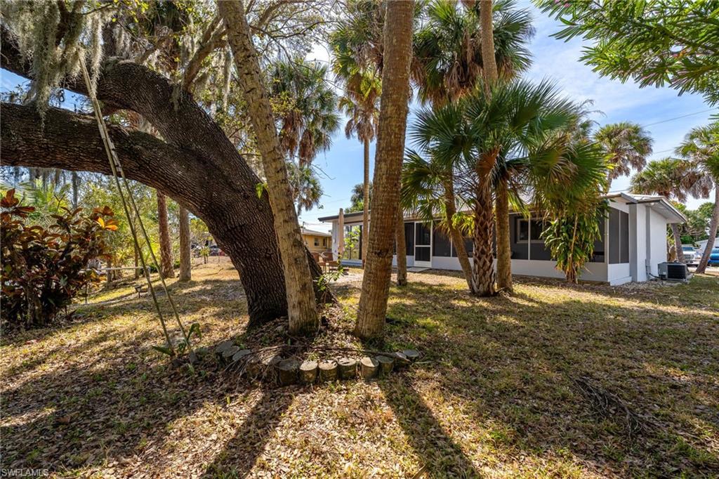 1006 April Ln Property Photo 31