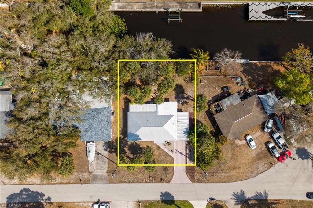 1006 April Ln Property Photo 33