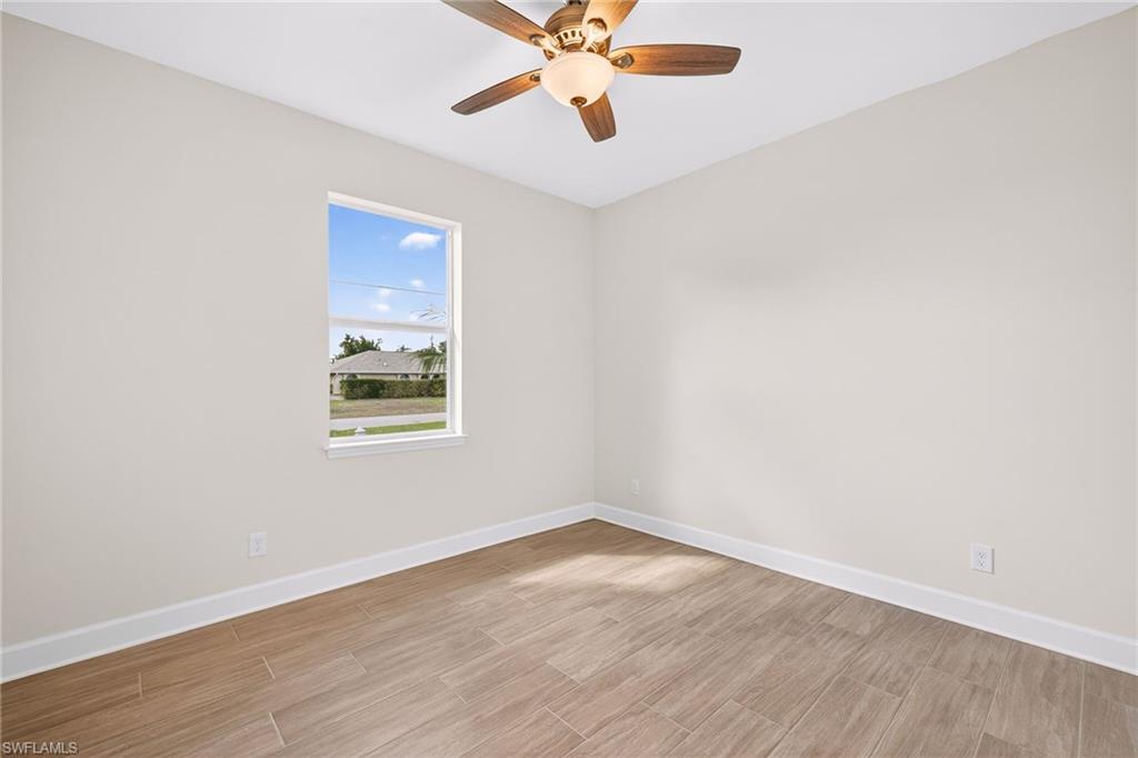 303 Se 1st Pl Property Photo 14