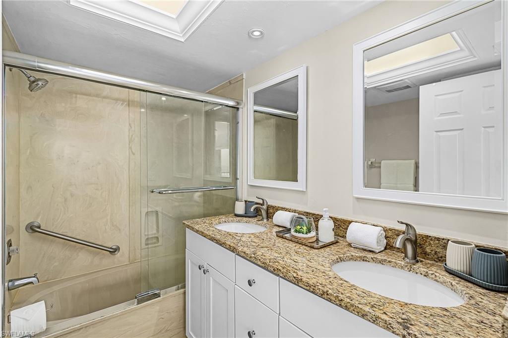 8350 Estero Blvd 322 Property Photo 21