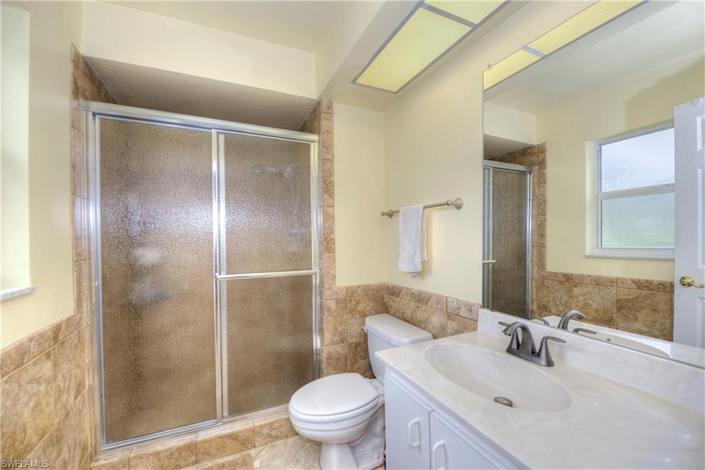 5652 Eichen Cir E Property Photo 11