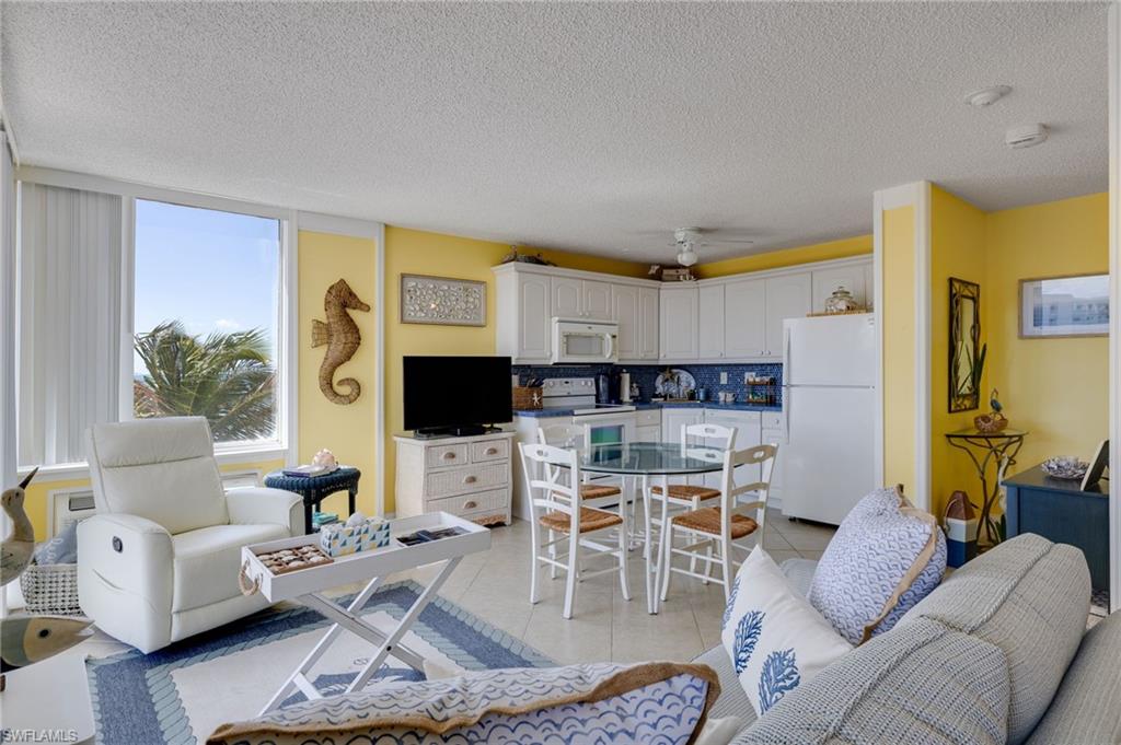 7360 Estero Blvd 403 Property Photo 8