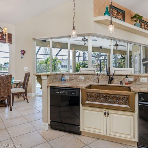 2317 Sw 43rd Ln Property Photo 2