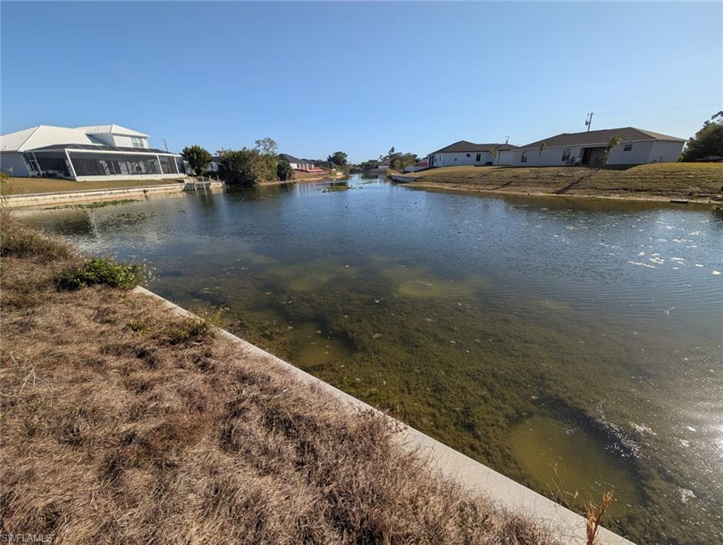 542 Ne 5th Ct Property Photo 1