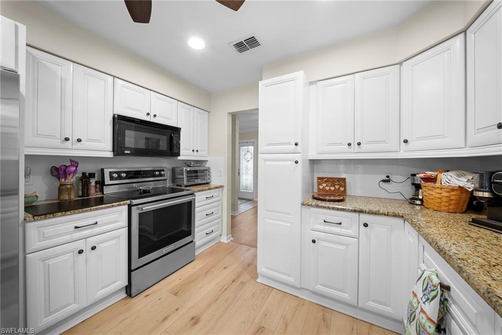 5846 Wild Fig Ln Property Photo 7