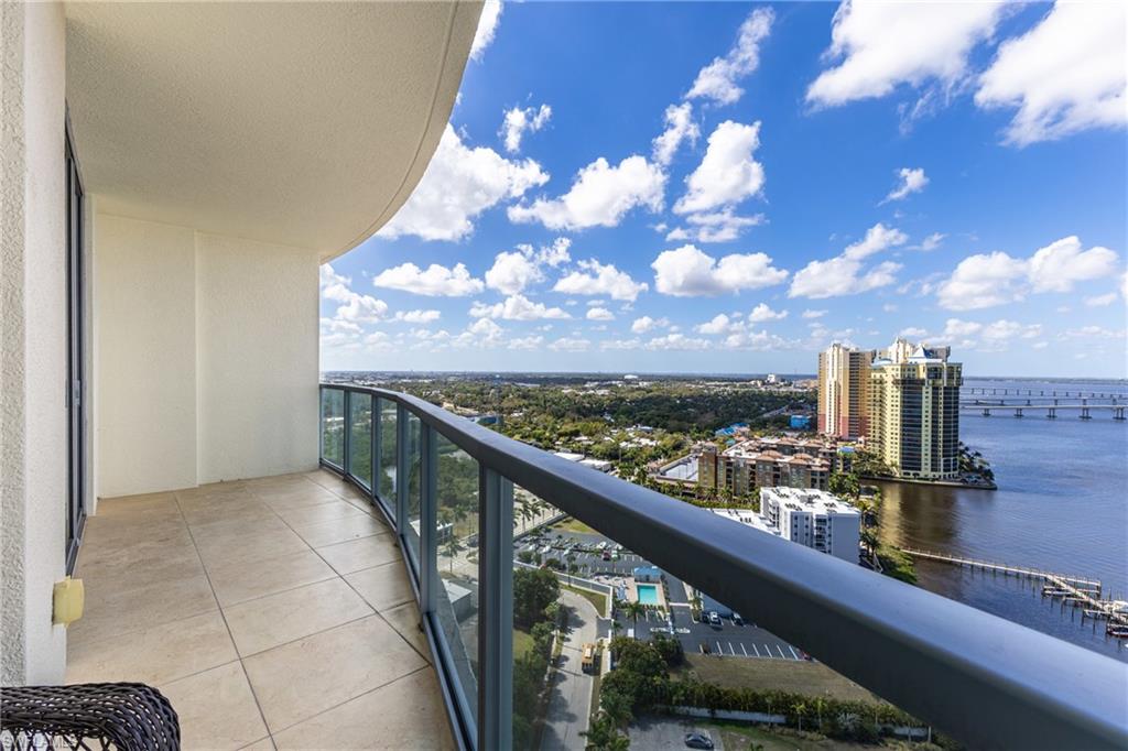 3000 Oasis Grand BLVD 2405 Property Photo 1