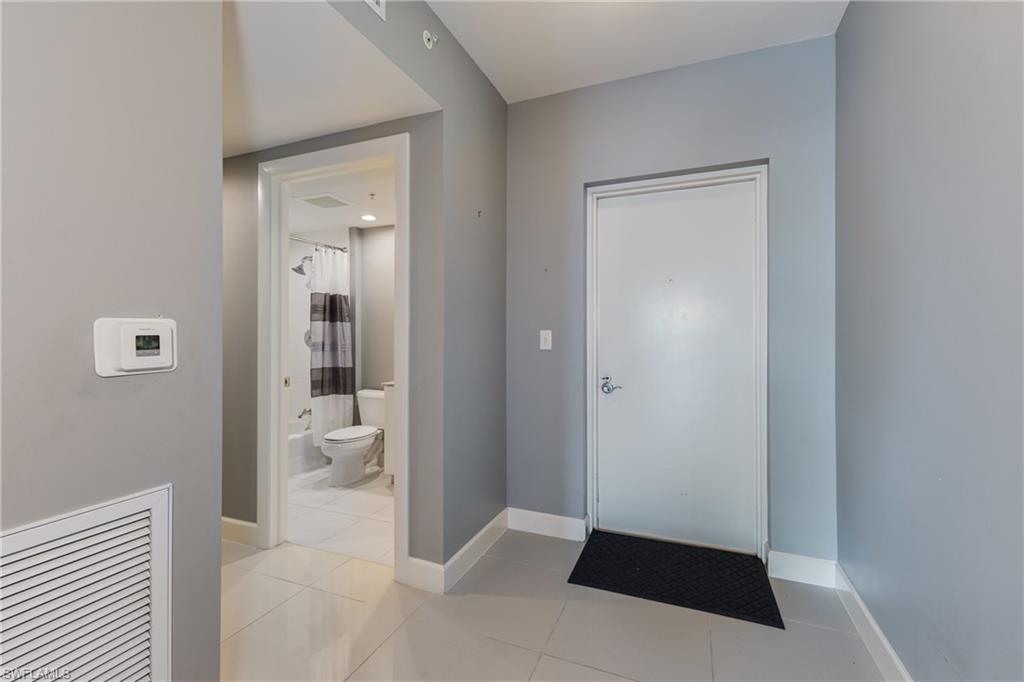 3000 Oasis Grand Blvd 2405 Property Photo 23