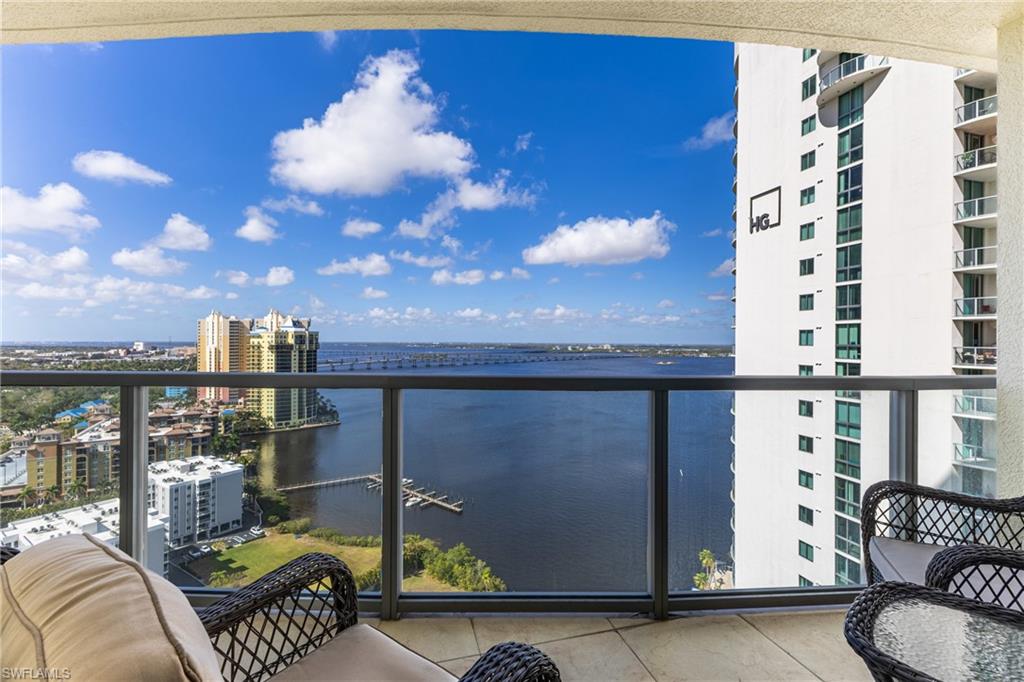 3000 Oasis Grand Blvd 2405 Property Photo 26