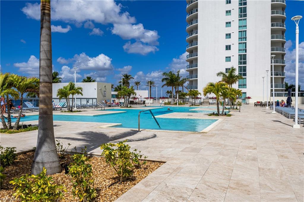 3000 Oasis Grand Blvd 2405 Property Photo 49