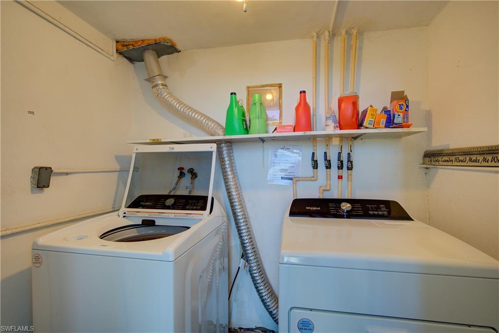 402 Se 42nd Ter 3 Property Photo 19