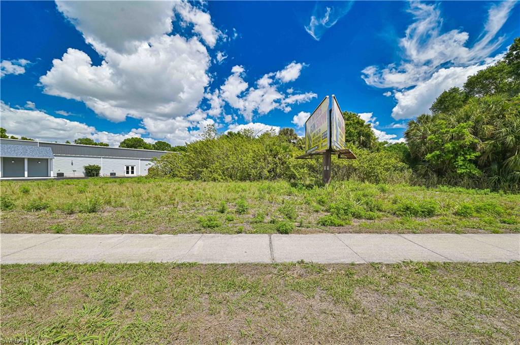 14630 N Cleveland Ave Property Photo 8