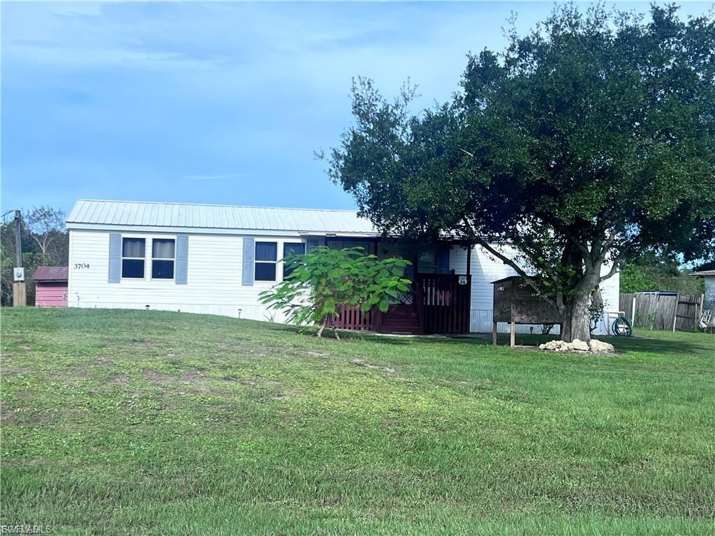 3704 Dustin DR Property Photo 1