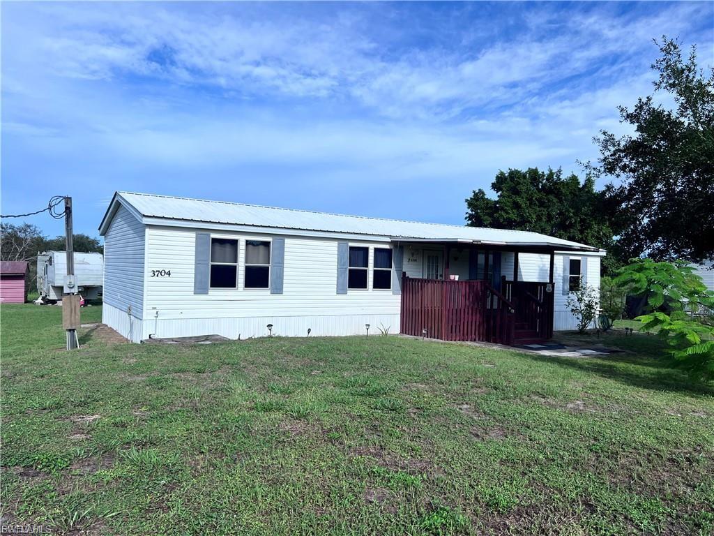 3704 Dustin Dr Property Photo 4