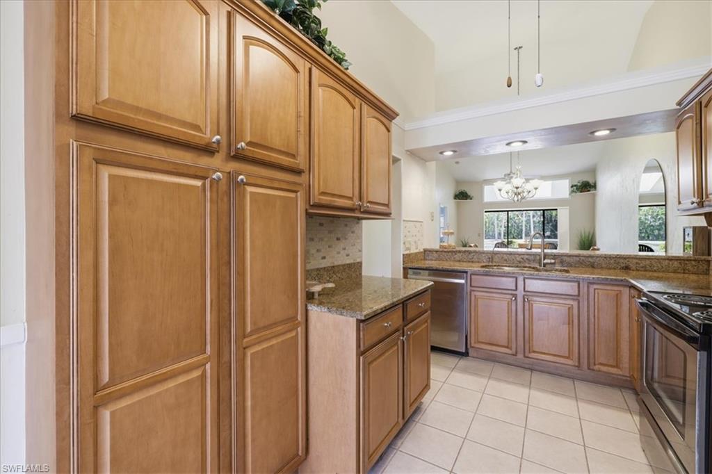 13420 Onion Creek Ct Property Photo 5