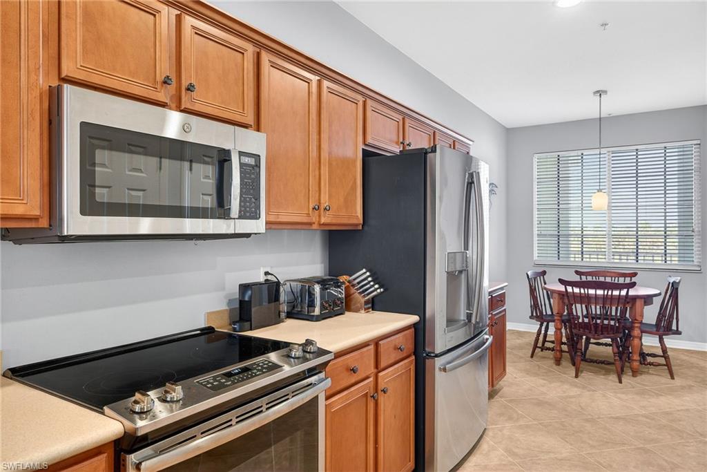 20011 Sanibel View Cir 206 Property Photo 12
