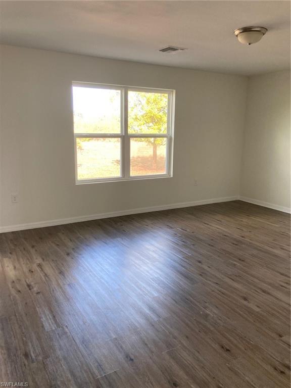 2922 Nw 8th Pl Property Photo 6