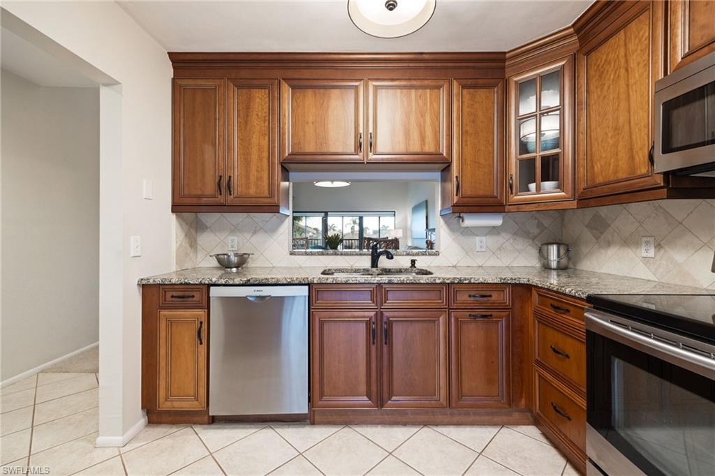 15448 Admiralty Cir 9 Property Photo 11