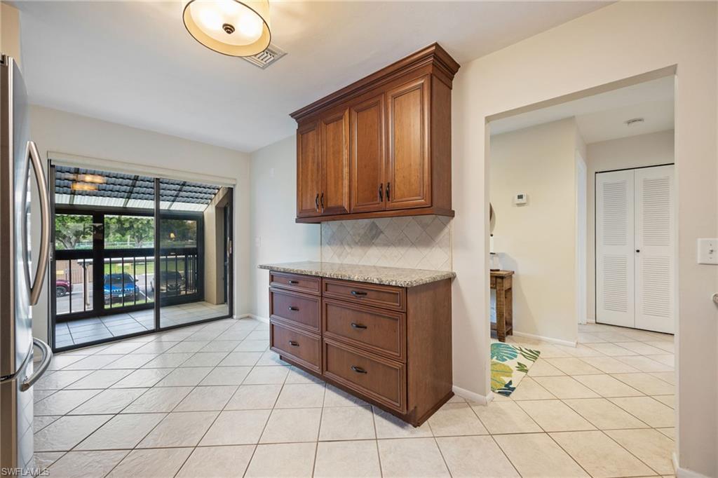 15448 Admiralty Cir 9 Property Photo 13