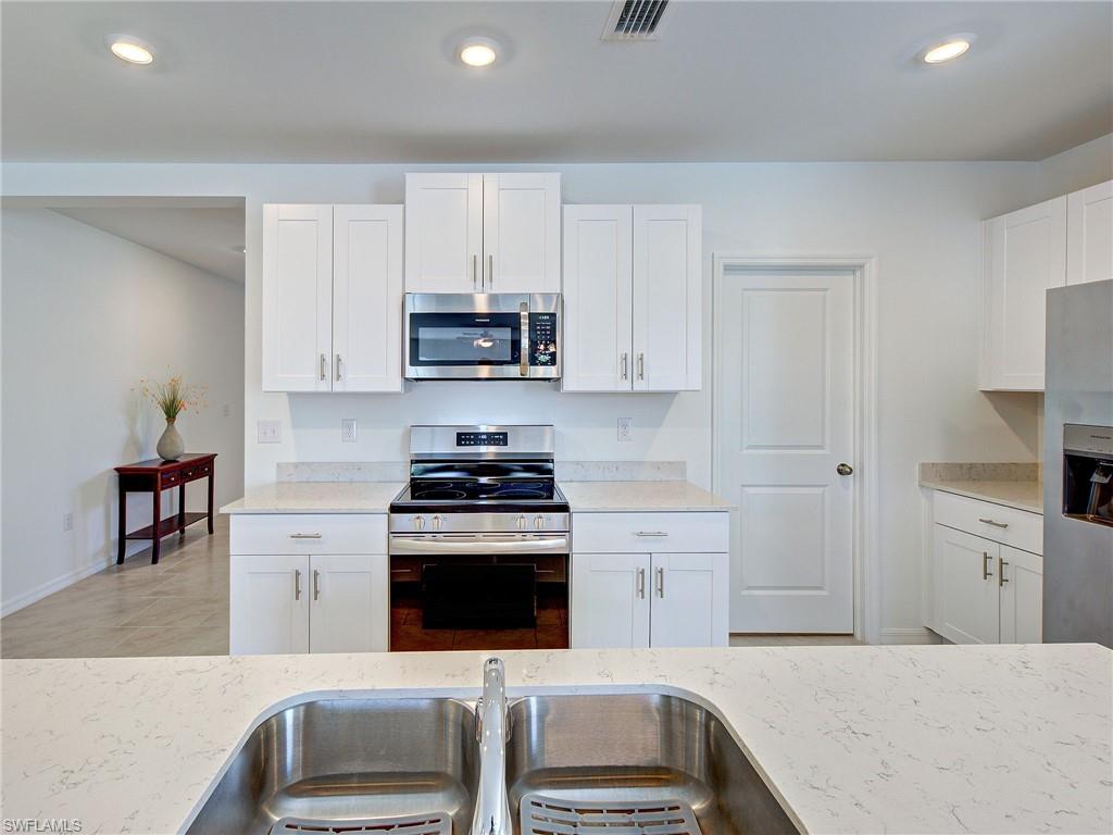 17154 Monte Isola Way Property Photo 9