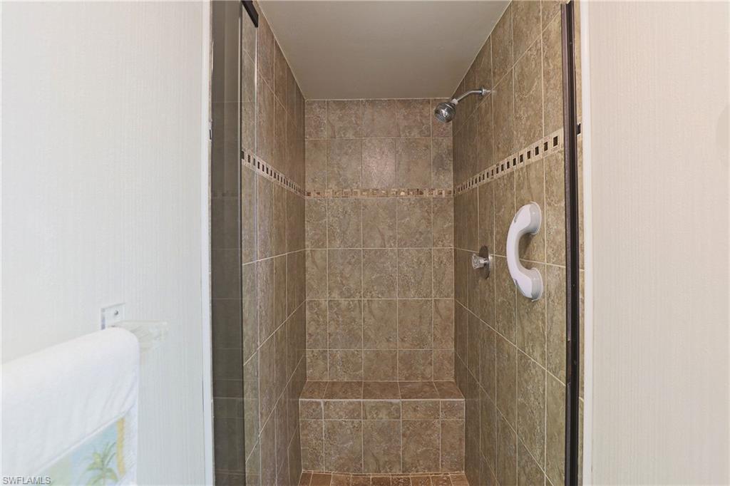 4711 Santa Barbara Blvd 4 Property Photo 11