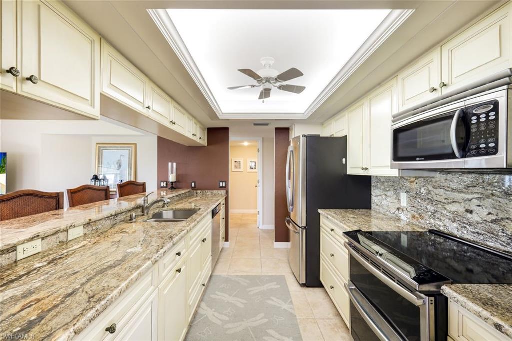 16580 Waters Edge Ct 202 Property Photo 16