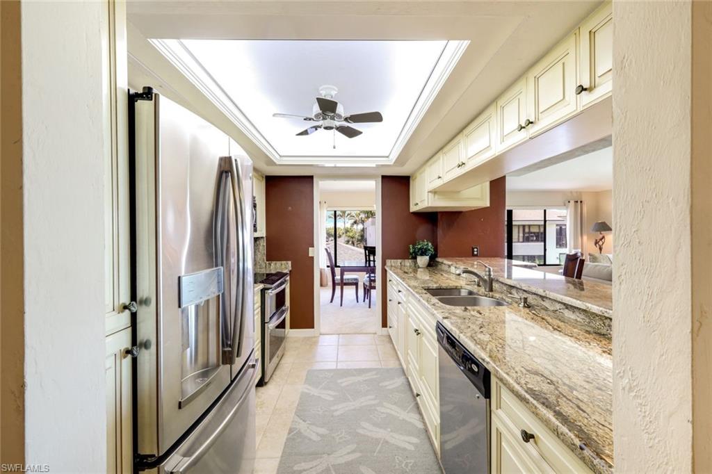 16580 Waters Edge Ct 202 Property Photo 19